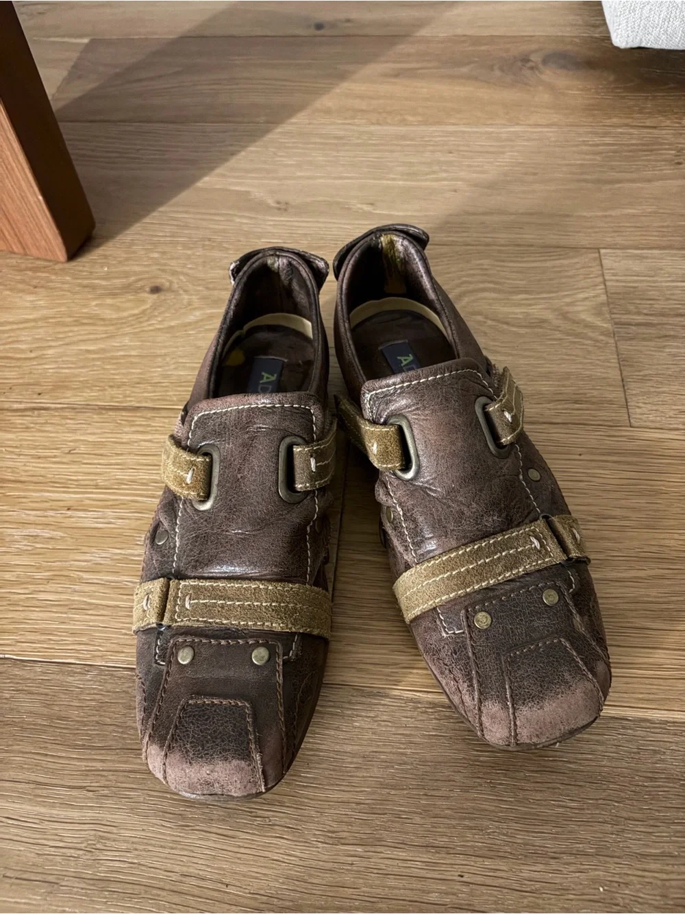 Womens Brown Casual Strap Leather Shoes